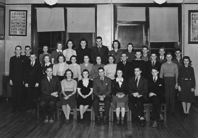 Unidentified members of the 1941 4-H Club. This image appears on page 72 in the 1941 Kentuckian