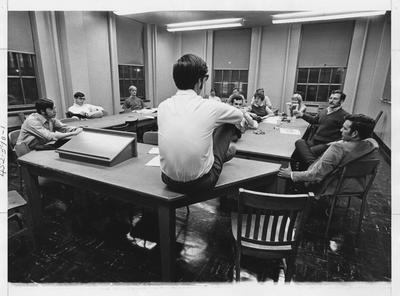 Kernel staff meeting; This image is in the 1969 Kentuckian on page 390, image 1