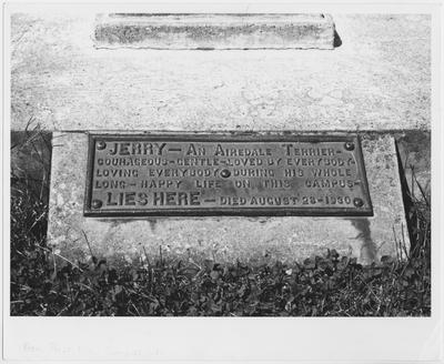 The tablet on the tombstone of Jerry, Dean F. Paul Anderson's dog