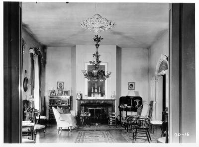 Buckner House (Rose Hill), drawing room; designed or constructed in 1820