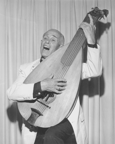 Performance by John Jacob Niles at National Folk Festival; Covington, KY; Jerry Reagan