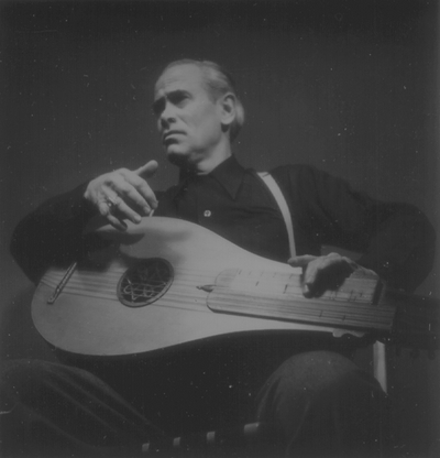 John Jacob Niles posed with dulcimer