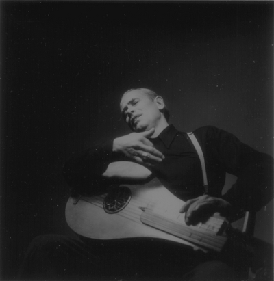 John Jacob Niles posed with dulcimer