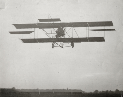 Curtiss biplane; Paul Thompson