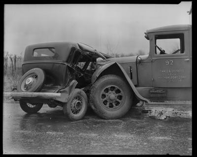 Truck, car crash (Kentucky Transport)