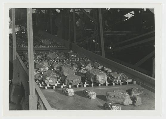 Elkhorn Jellico Coal Company; Sapphire Mine, Camp Branch - coal being sorted