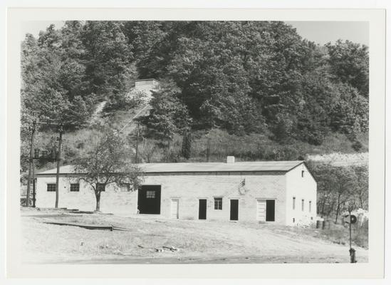Stoker Coal Company, Scuddy, Kentucky - large garage/shop