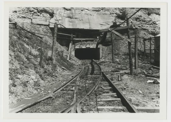 Elkhorn Jellico Coal Company; Whitesburg Seam Marlowe - tracks and mine entrance