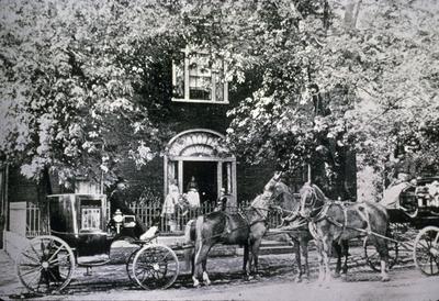 John Wesley Hunt House (Hunt - Morgan House) - Note on slide: Old photo
