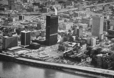 Riverside Expressway - Note on slide: Thomas / Louisville since the twenties