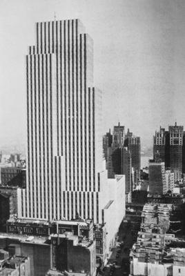 The Daily News Building - Note on slide: Andrews / Architecture in New York