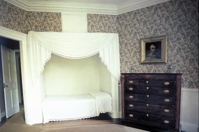 Monticello - Note on slide: North Octagon room, alcove and bed. Jefferson's Monticello / by William Howard Adams; with principal photography by Langdon Clay. New York : Abbeville Press, c1983. P. 139