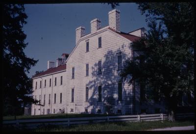 Center Family House - Shakertown