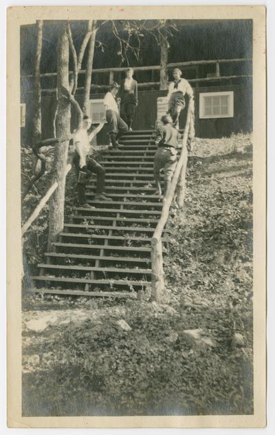 Steps from Cliff Echoes down to Kentucky River, Nellie Gard, Horsefield, Ethel (top right), Count (bottom right), 1919-1923