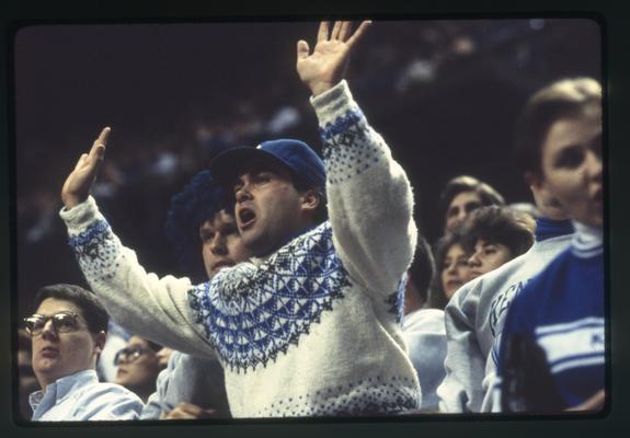 UK fan cheers at Rupp Arena