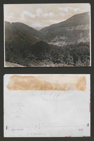 Looking into Kentucky through the Cumberland Gap. Showing village of Cumberland Gap, Tennessee