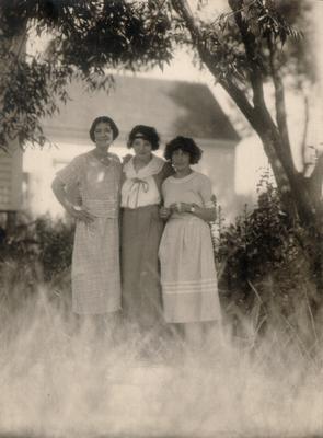 Helen Ware, Josephine Victor, Henrietta Metcalf; no photographer or place given