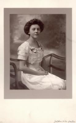 Gretchen Miller (1888?-1961) (wife of William Preston (1887-1943)
