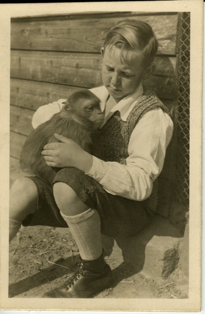 Boy and primate.  Berlin vicinity School at Woltersdorf bei Erkner.  