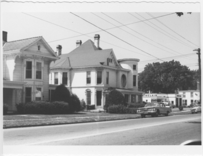 Series S-84-MI: Harrodsburg, historic homes