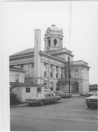Series S-3-S24: Lawrenceburg (Ky.), courthouse