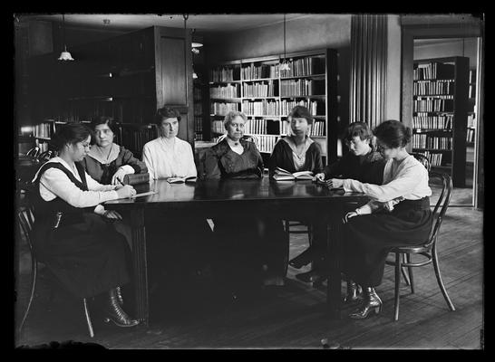 Library Club, Miss King third from left, then Miss Hamilton