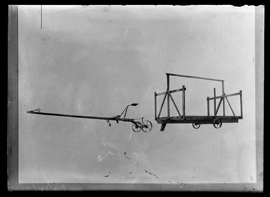 Tobacco or hemp wagon, outline picture of wagon used for hauling hay