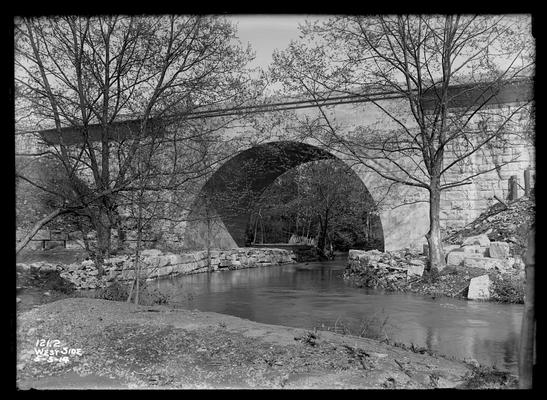 Bridge 121.2, west side