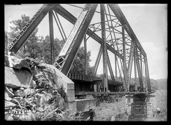 Bridge 21.1 Alabama Great Southern Railroad, east side looking north