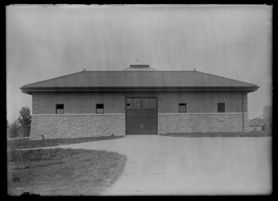 J.B. Haggin's barn