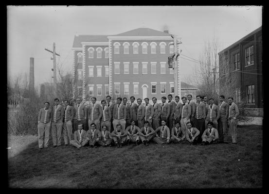 Senior Class 1908, all men