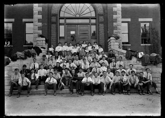 Class of 1907 after flag rush