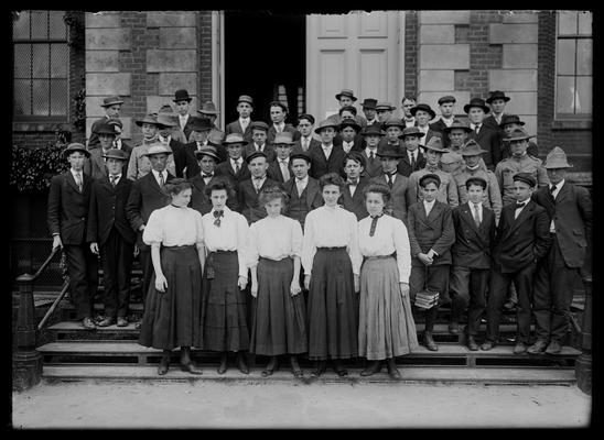 Academy students 1908