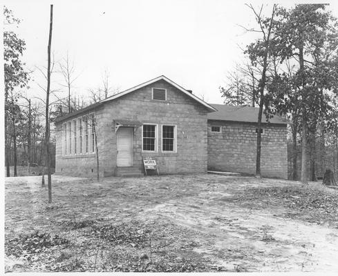 Parkers Lake School