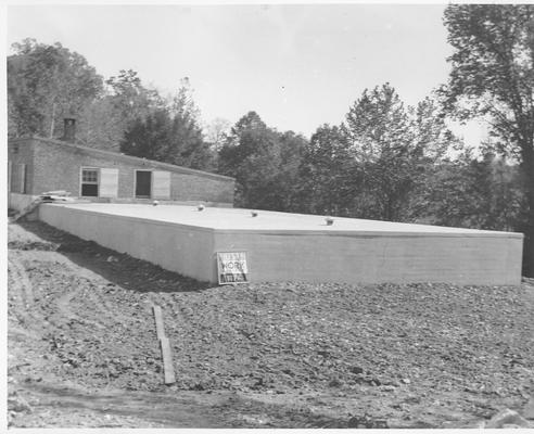 Construction of concrete water reservoir, Scottsville, KY