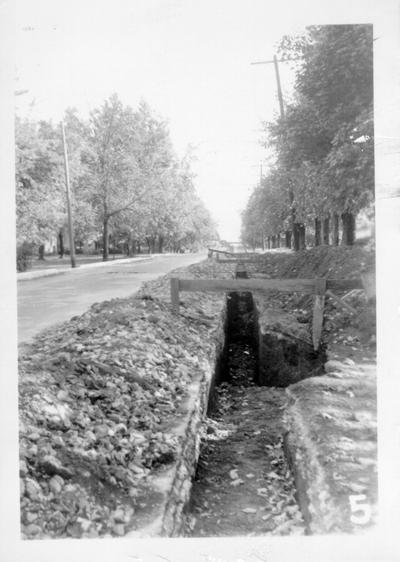 Lawrenceburg Sewer construction by WPA, 1942