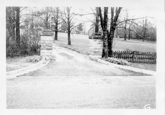 New street, curb and gutter rounded to property line of Davis house in Winchester, KY 1940