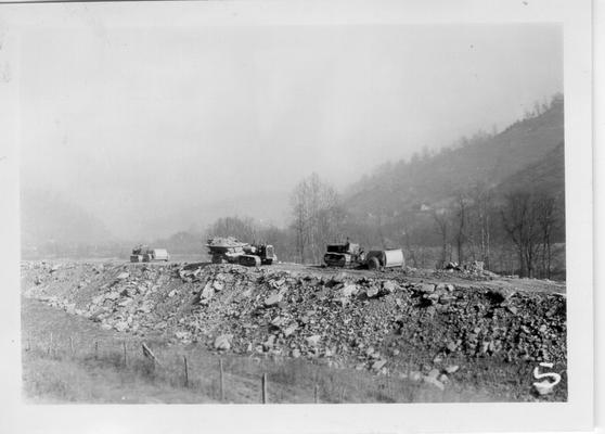 Building railroad in Floyd County 1941