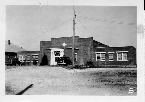 Farmington School built prior to July 1, 1935 by Kentucky Emergency Relief Administration.  Farmington School, Graves Co., K.E.R.A
