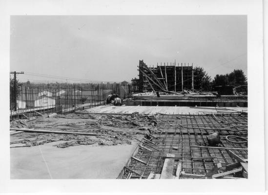 Roof restaurant and dance floor construction at State Fairgrounds restaurant