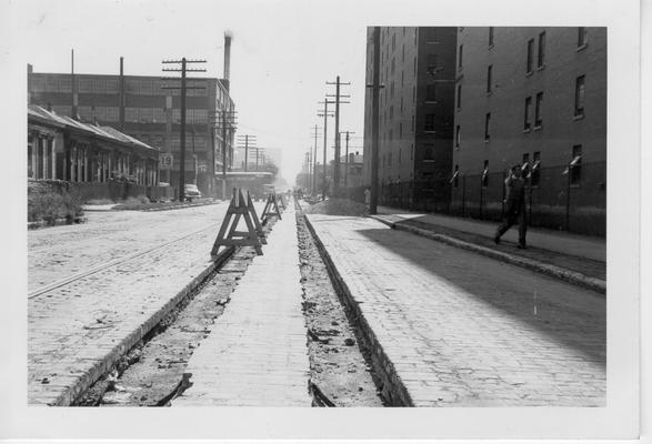 15th Street car rail removal, 1942-1943