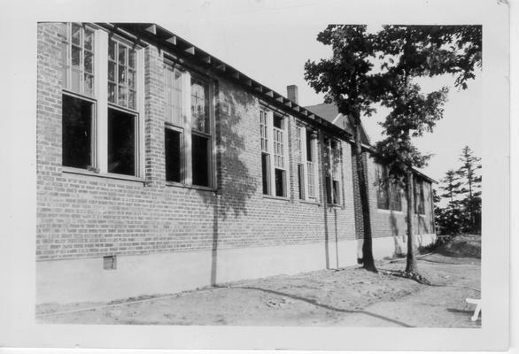 Lynn Camp School (side view)