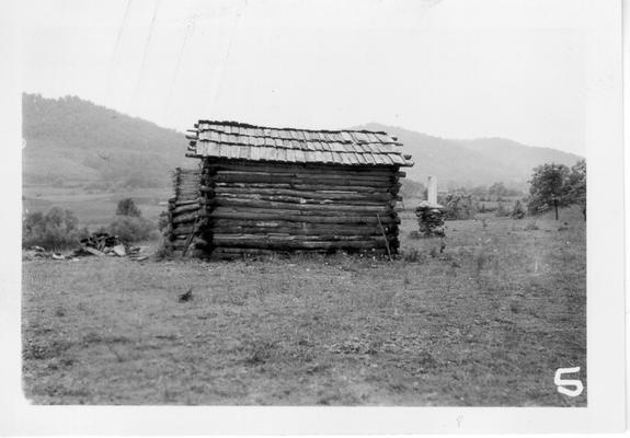 First log house built in Kentucky, 1782