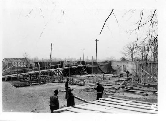 Start of construction of Smith Grove School