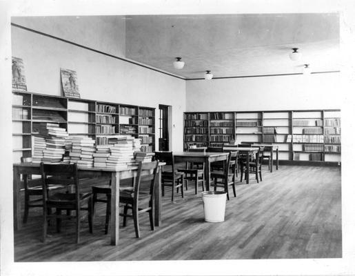 Interior of library at Smith Grove High School