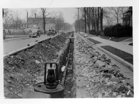 Water main installation in Bowling Green, KY