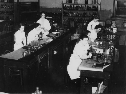 Project #1279 District 6: Project #1279 provides for a malarial survey, laboratory examination of relief workers, completing reports and statistical records and preparation of whooping cough vaccine. View of laboratory at State Board of Health, Louisville, KY. Photographed December 12, 1935