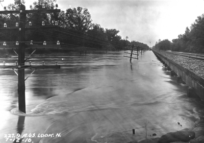 Warrior River flood, telegraph/telephone, Alabama Great Southern, stretch of track looking north