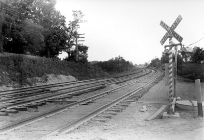 Railroad crossing at Williamstown