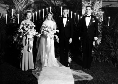 Wedding party, Marion Conner Dawson and Dodd Best, bride and groom, maid of honor and best man